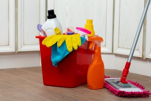 Weekly, Bi-Weekly & Monthly Cleaning